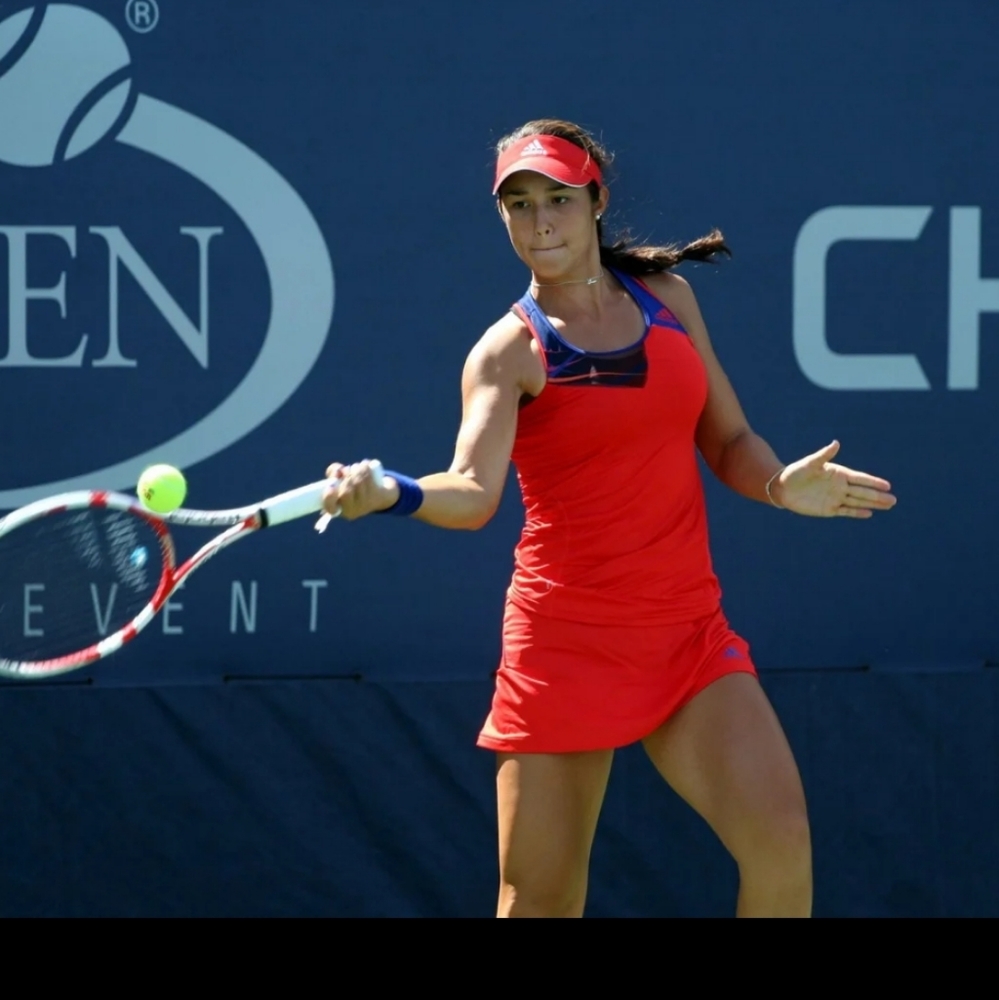 Adidas red tennis top